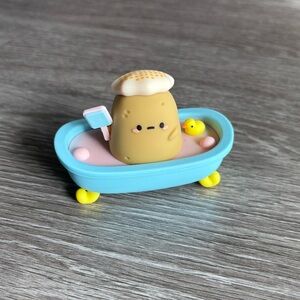Smoko Tayto Bathroom Blind Box Toy - Tayto bath bathtub